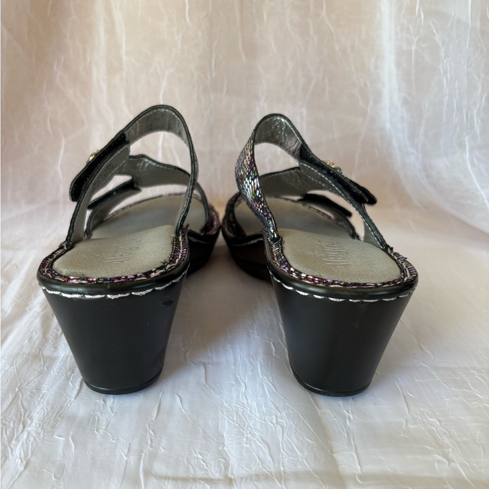 Alegria by PG Lite Women’s Loti Funtastic Leather Wedge Sandal-Size: 7.5 - Picture 3 of 7
